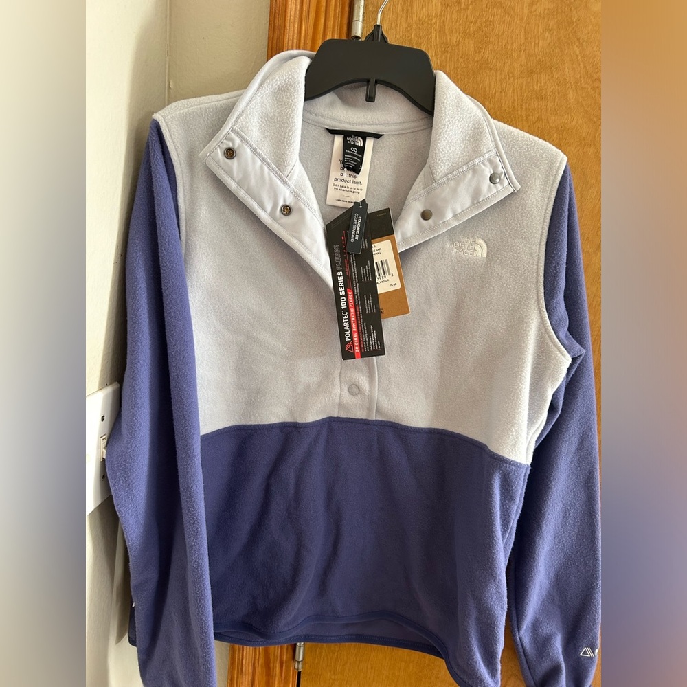 Women's Size small.